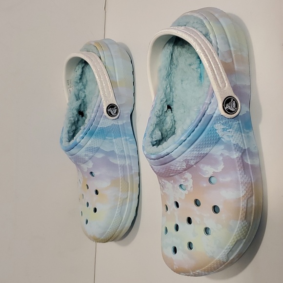 CROCS Shoes Crocs Marbled Tie Dye Lined Shoes Size J4 Poshmark